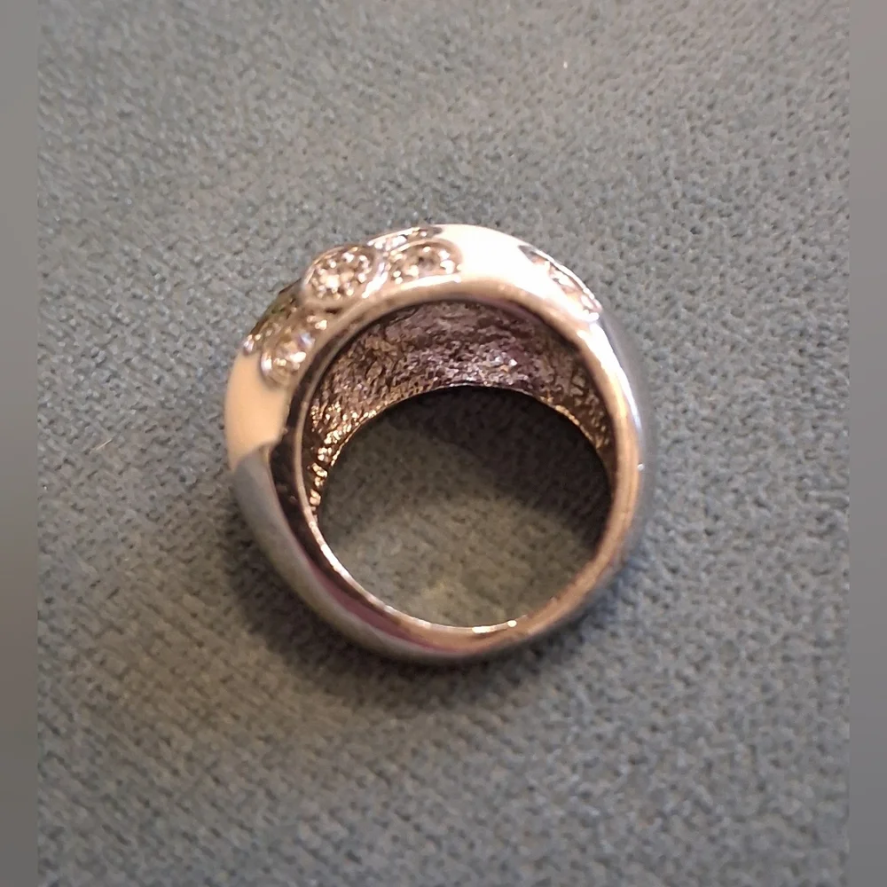 Silver White Floral Dome Ring